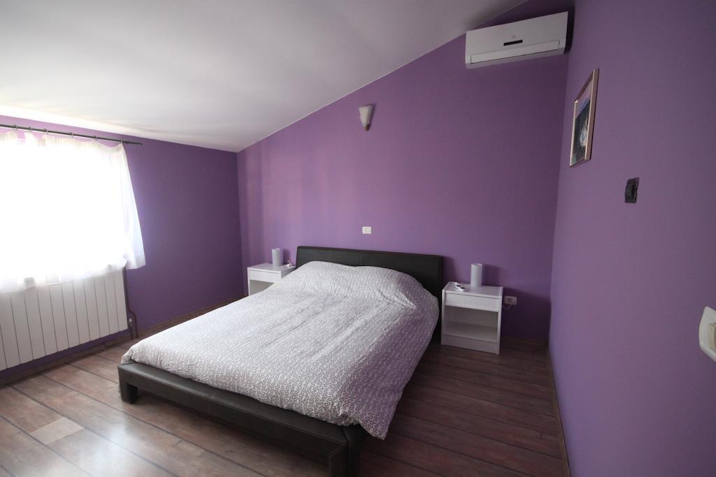 Holiday House Veli Vrh プーラ 部屋 写真
