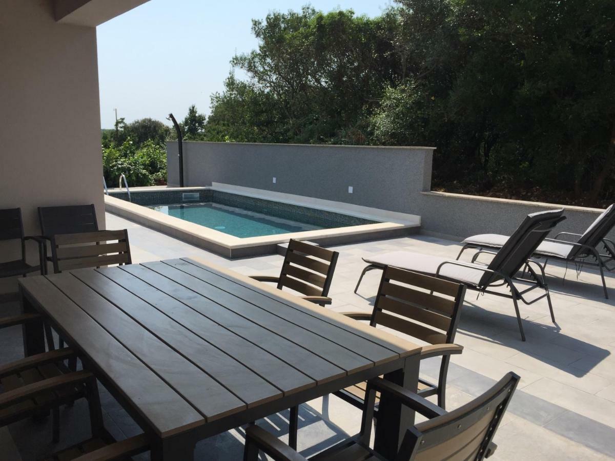 Holiday House Veli Vrh プーラ エクステリア 写真
